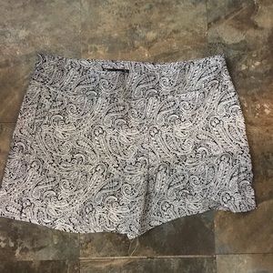 ‼️NEW YORK AND COMPANY SHORT‼️